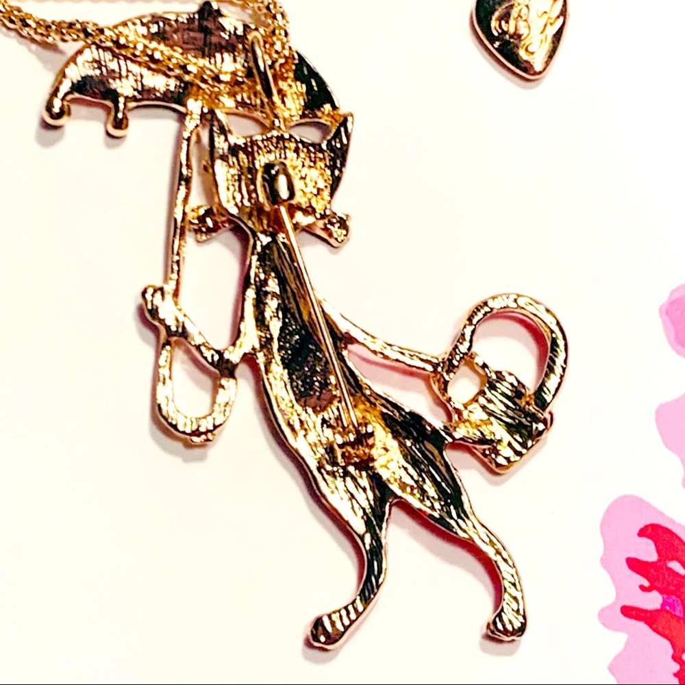 π 3/$30 π Betsey Johnson Style - Red Parasol Cat Necklace - Picture 4 of 5